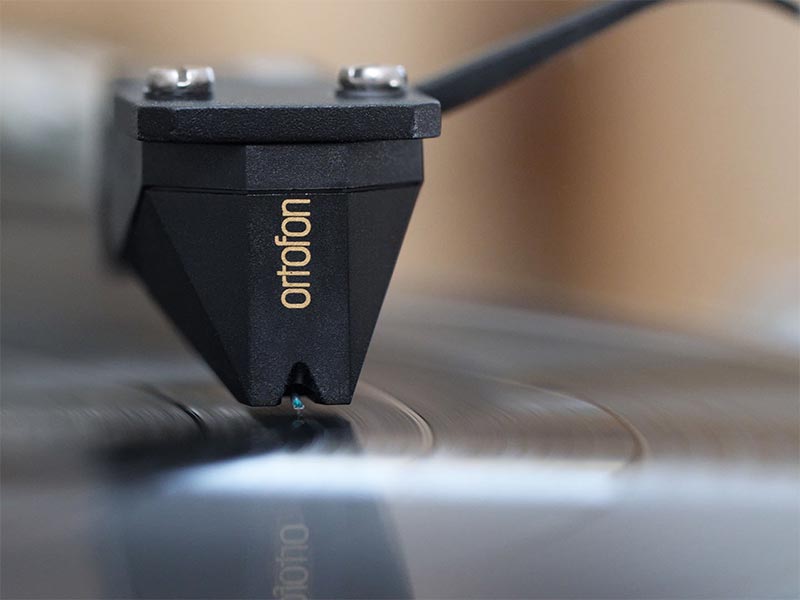 Ortofon 2M Black Pre-Mounted