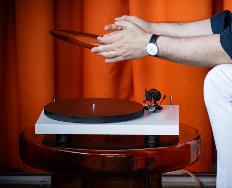 Pro-Ject Debut EVO 2 Turntable