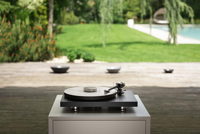 Pro-Ject Debut PRO B Turntable