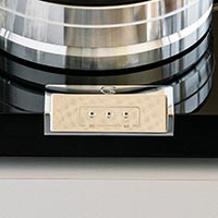 Pro-Ject Signature 12.2 Turntable